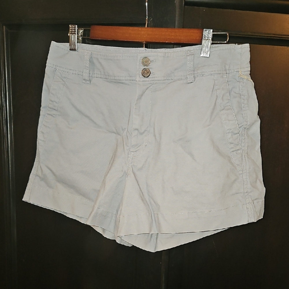 a new day Women's Light Gray Cargo Shorts